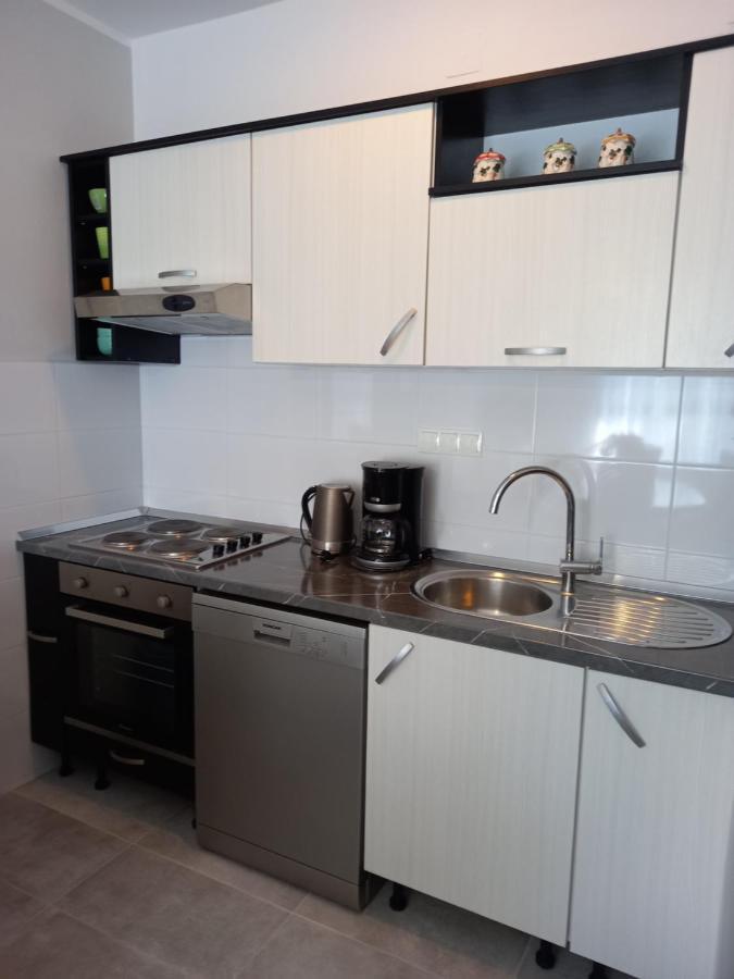 Apartments Sunag Шибеник Экстерьер фото