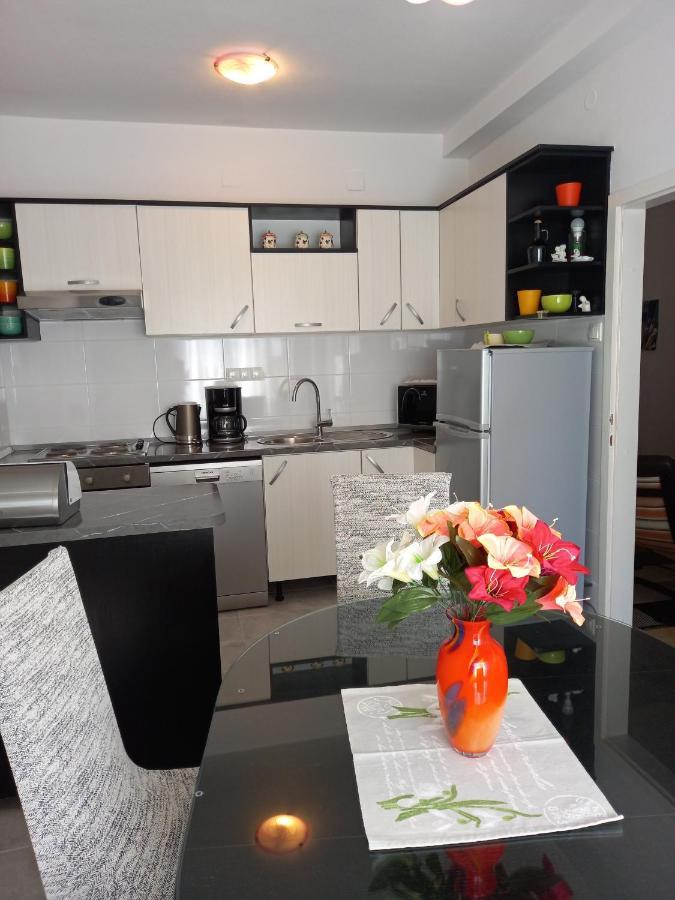 Apartments Sunag Шибеник Экстерьер фото
