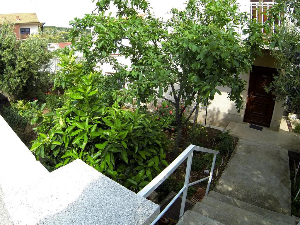Apartments Sunag Шибеник Экстерьер фото